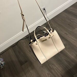 Beautiful cream Kate spade rarely used leather tote